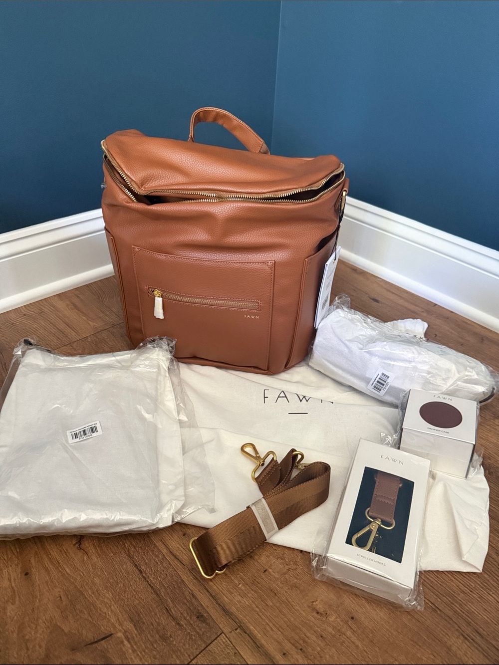 Fawn Design Original Diaper Bag Bundle - BNIB Brown